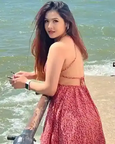 Call Girls in Kalavad